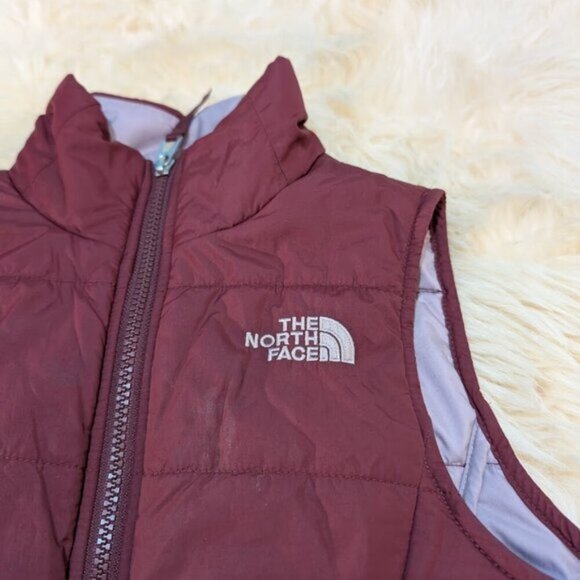 The North Face Burgundy Puffer Vest Girls Size Medium - Picture 2 of 7